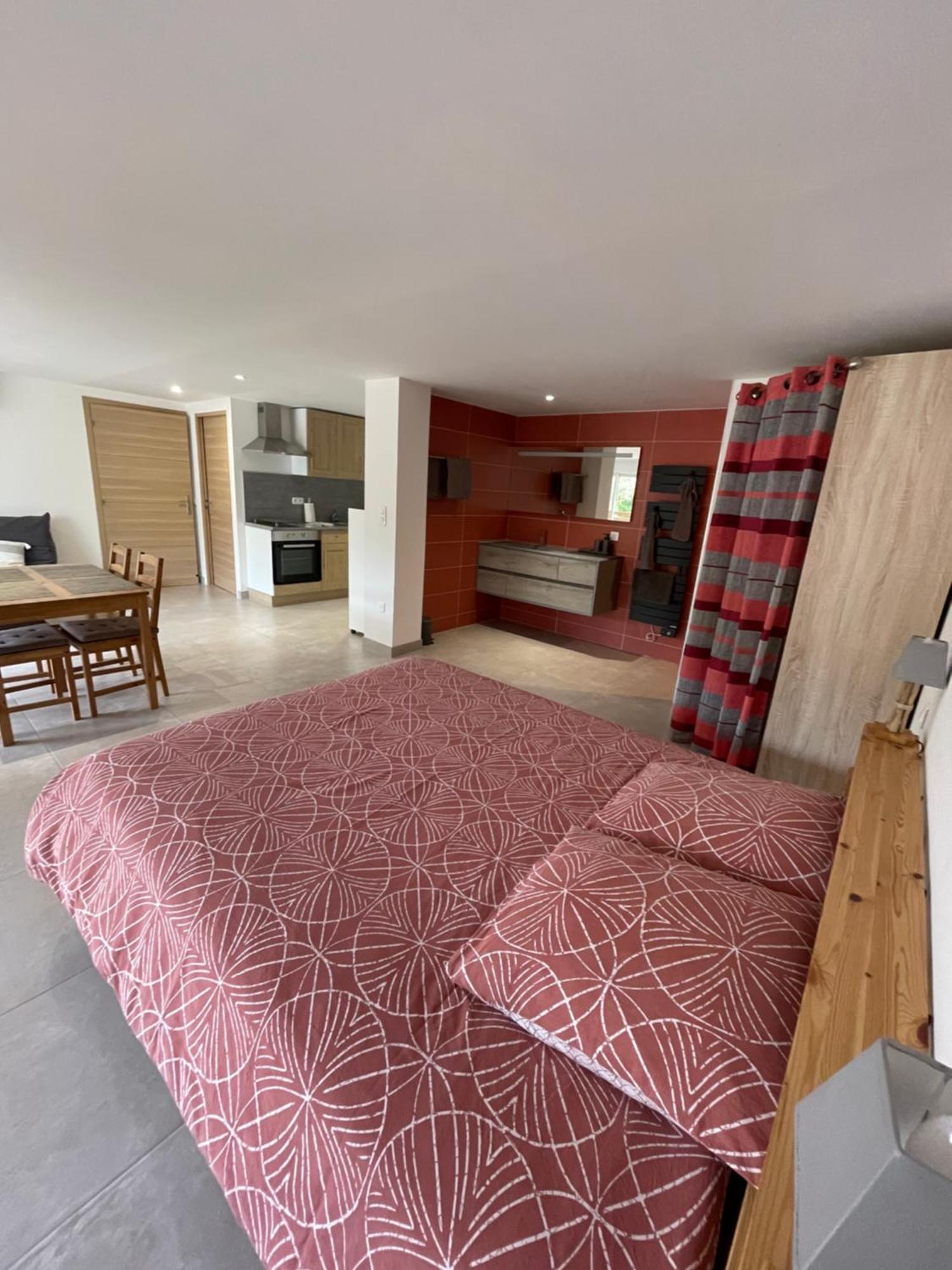 Studio 40M2 Avec Terrasse Le Mas De Lauriane Saintes-Maries-de-la-Mer Buitenkant foto